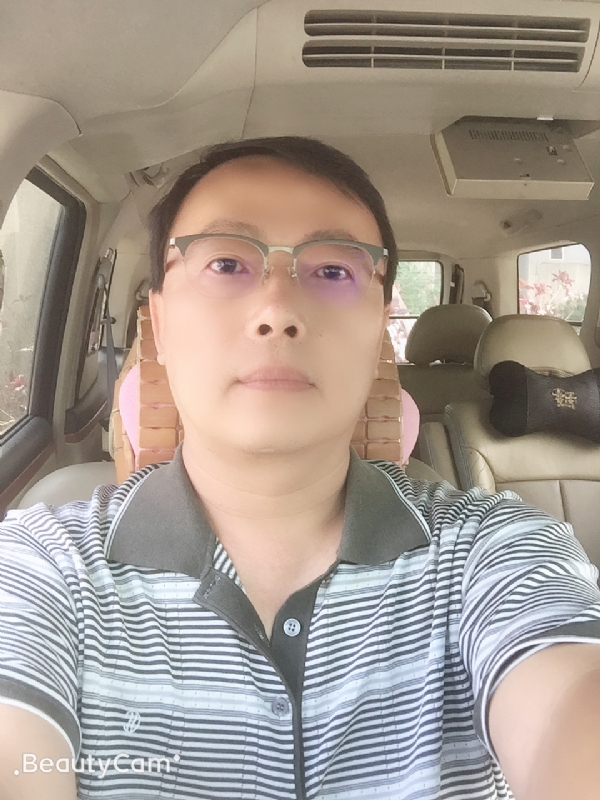 棄天帝的第一张照片--基隆交友中心